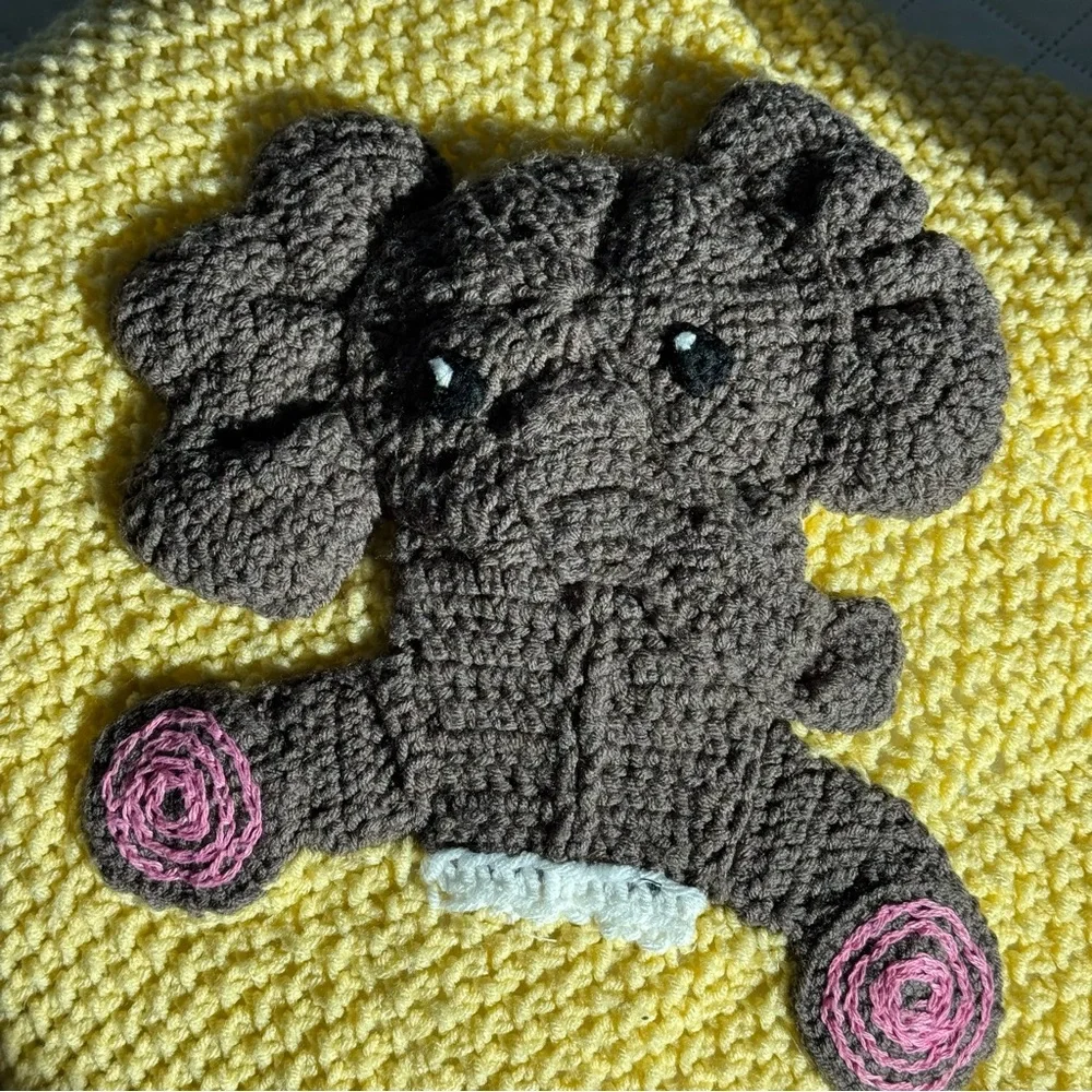 Handmade Yellow Crochet Baby Blanket – Elephant Appliqué Reversible 53” × 44”